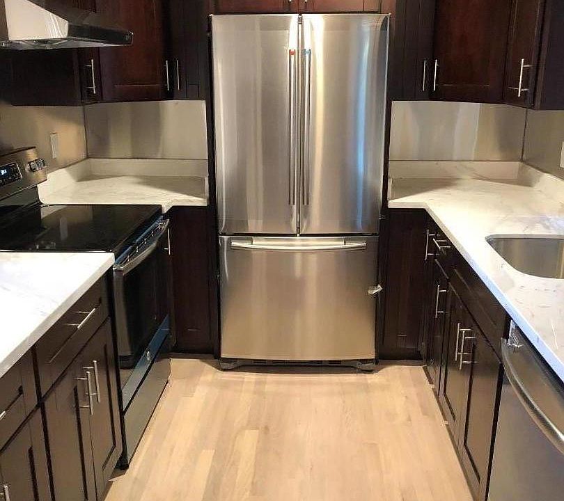 1st image of 448 Mariposa Ave APT 1