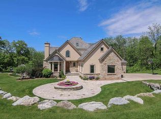 8797 N Stone Farm Rd, Edgerton, WI 53534