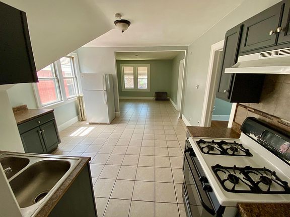 2nd image of 4410 51st St Unit 2