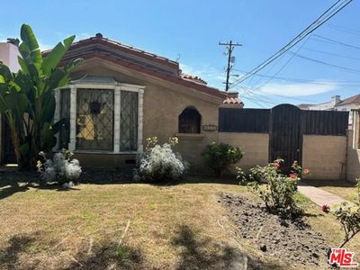 4215 S Norton Ave, Los Angeles, CA, 90008