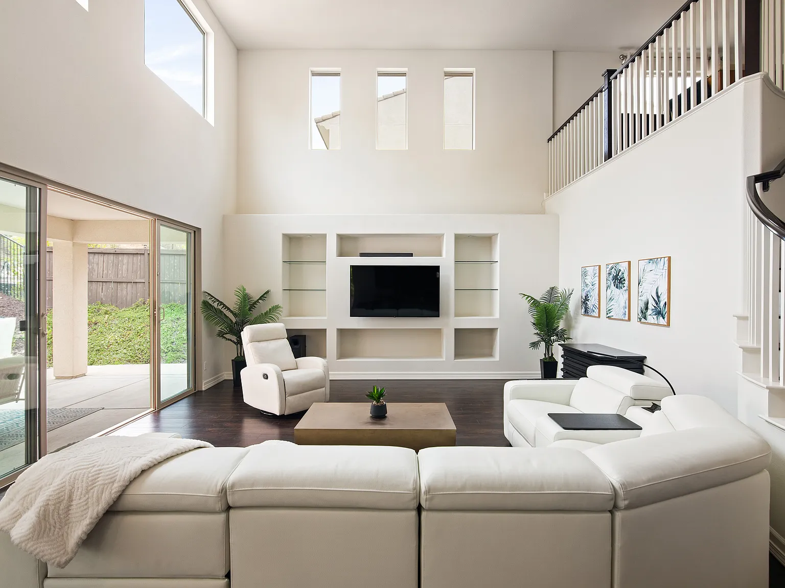 431 Machado Way — Photo 2