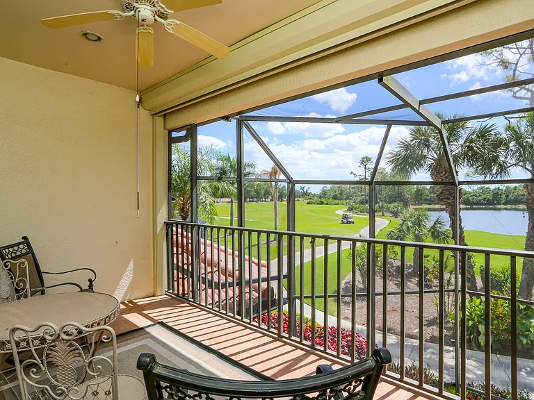 5945 Paradise Cir — Photo 15
