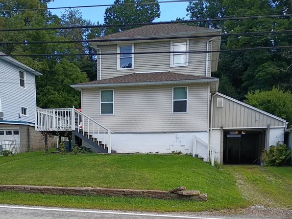 3104 Route 819, Slickville, PA 15684