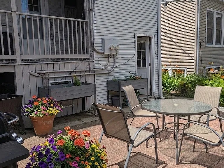 3939 N Seeley Ave #1 — Photo 9