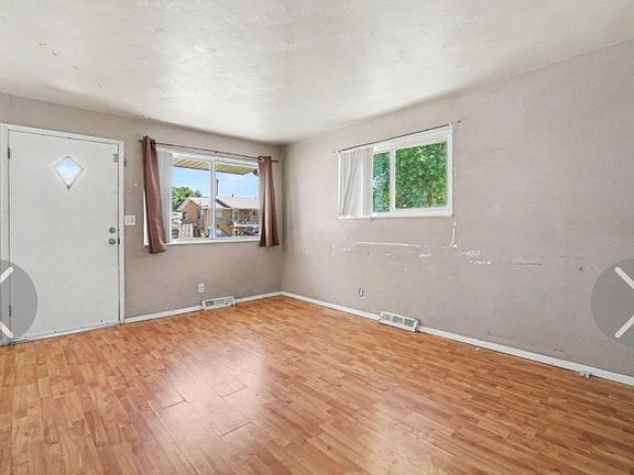 5th image of 1126 Gard Place