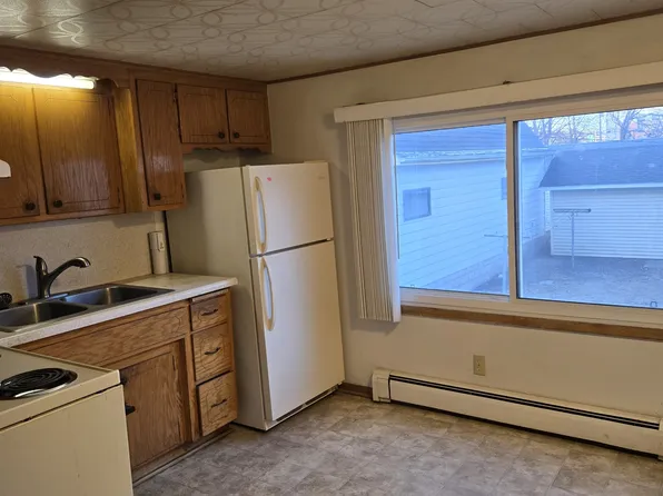 1418 1st St SW, Rochester, MN 55902