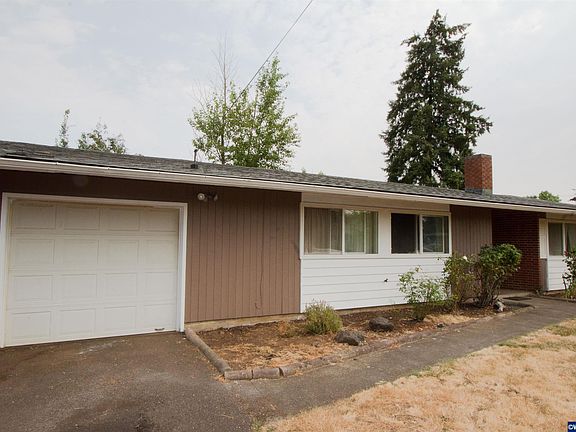 2nd image of 5155 NE Willamette Ave