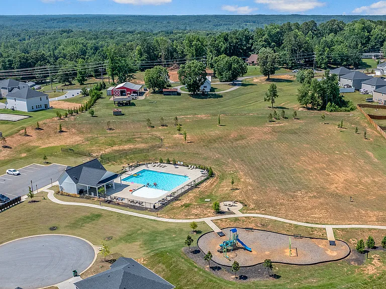 Appalachian Dr — Photo 32