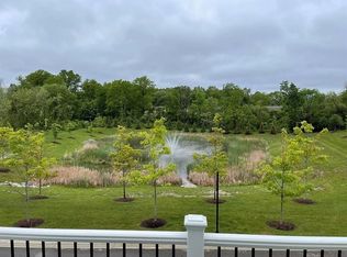 2758 Colley Ln, Ann Arbor, MI 48105