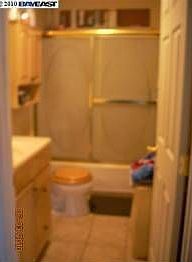 3rd image of 205 Orchard Ave