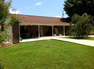 33783 State Route 30, Pikeville, TN 37367