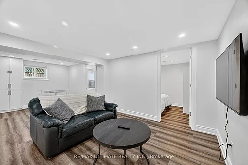 818 Krosno Blvd #BASEMENT Photo 1 818 Krosno Blvd #BASEMENT Photo 1