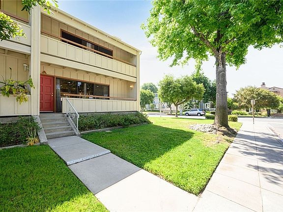 2nd image of 747 Fairview Ave APT A