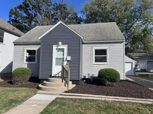 1047 S Oak Ave, Owatonna, MN 55060