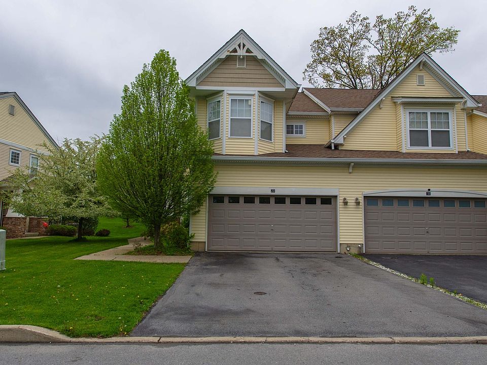 1st image of 20 Woodside Knolls Dr
