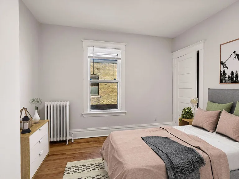 1402 West 28th Street — Photo 7