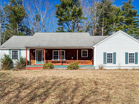 3rd image of 128 Wild Rose Lane