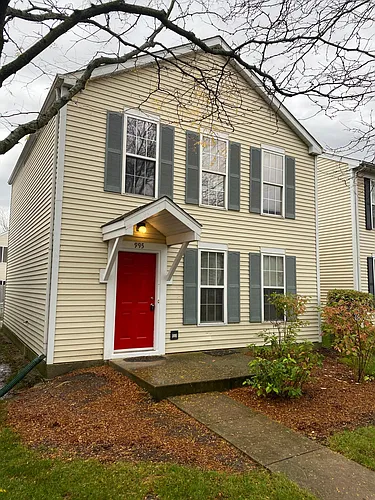 995 Symphony Dr Photo 1