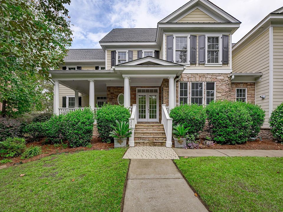 1st image of 200 Longfield Ln