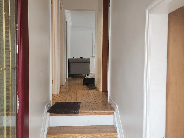 20145 Bathurst St — Photo 19