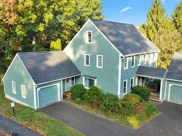 34 Brookdale Cir Unit 34, Shrewsbury, MA 01545
