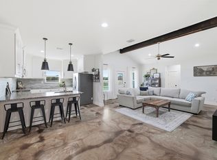 405 Advance Rd, Weatherford, TX 76088