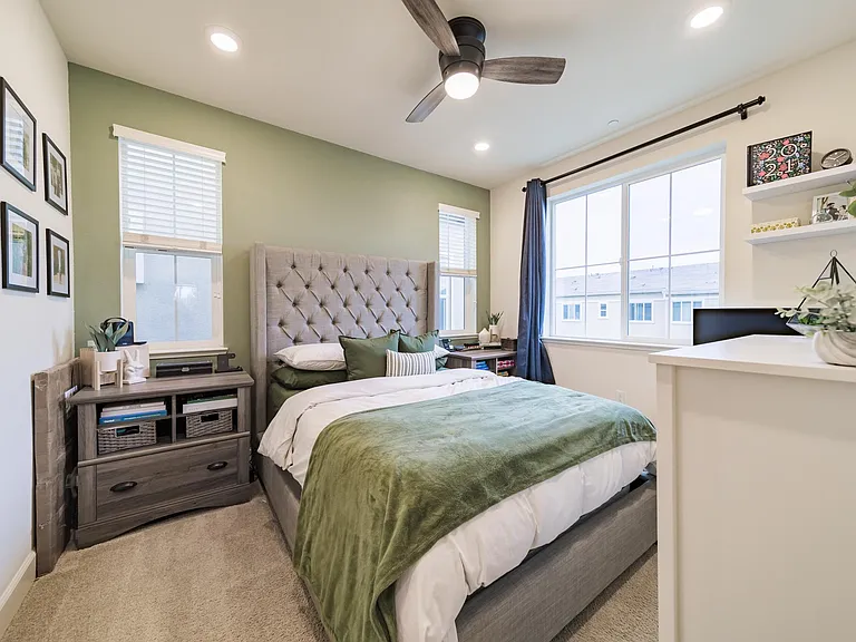 3rd floor bedroom