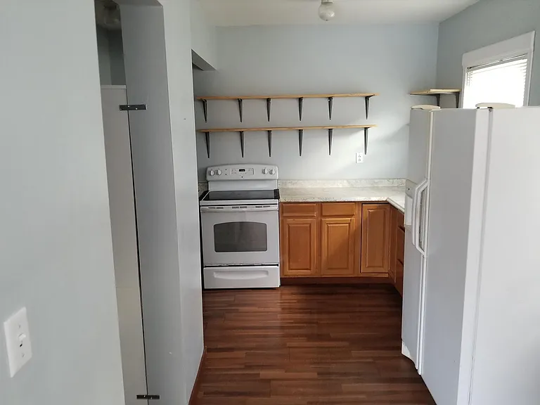 1227 Jefferson Ave — Photo 16