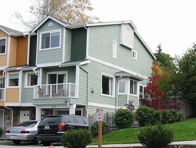 1st image of 322 5th Ave S