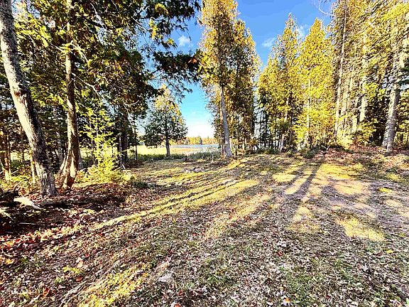 4th image of Keweenaw Pass Rd