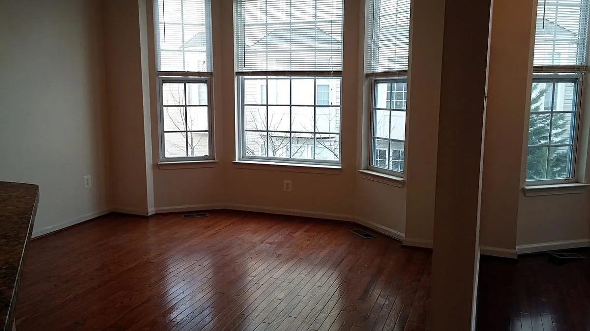 7130 Silverleaf Oak Road — Photo 3