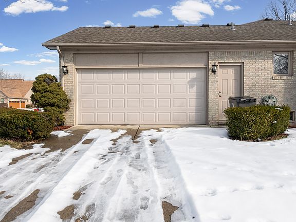 2nd image of 20450 Naves Dr