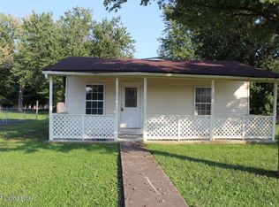 12111 E Orell Rd, Louisville, KY 40272