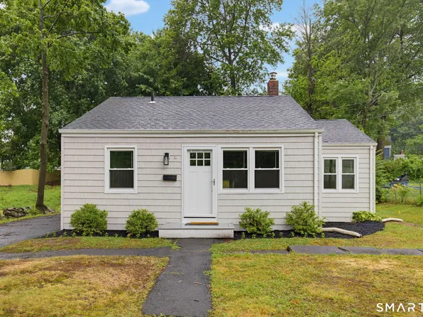 11 Elmhurst Circle, West Hartford, CT 06110