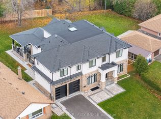 19 Maldaver Ave, Mississauga, ON L5M 1W4