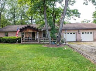 59 Colwell St, Burgettstown, PA 15021