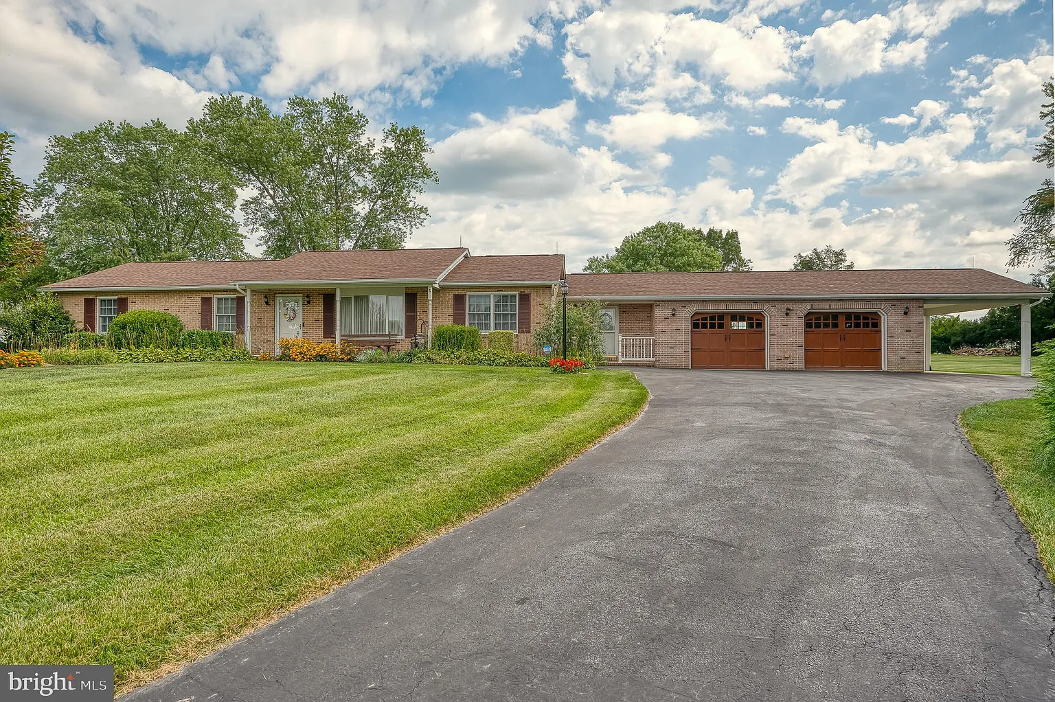 3900 Belleguard Ct photo 1
