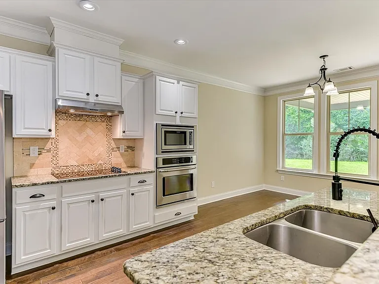 4215 Windslow Dr — Photo 52