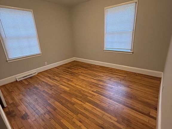 4th image of 165 Endsley Ave
