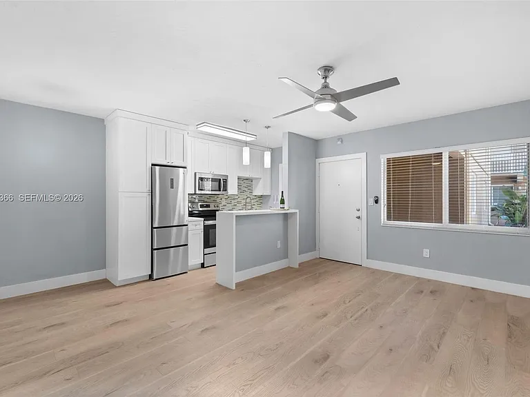 6330 SW 79th St #4 — Photo 3