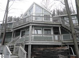 3819 Lincoln Dr NE, Kalkaska, MI 49646