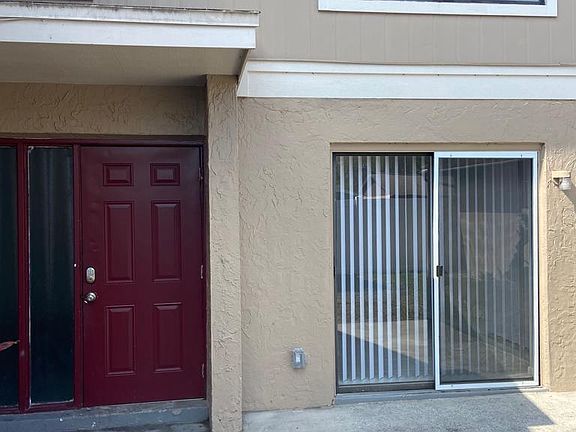 2nd image of 10465 Rosemount Dr