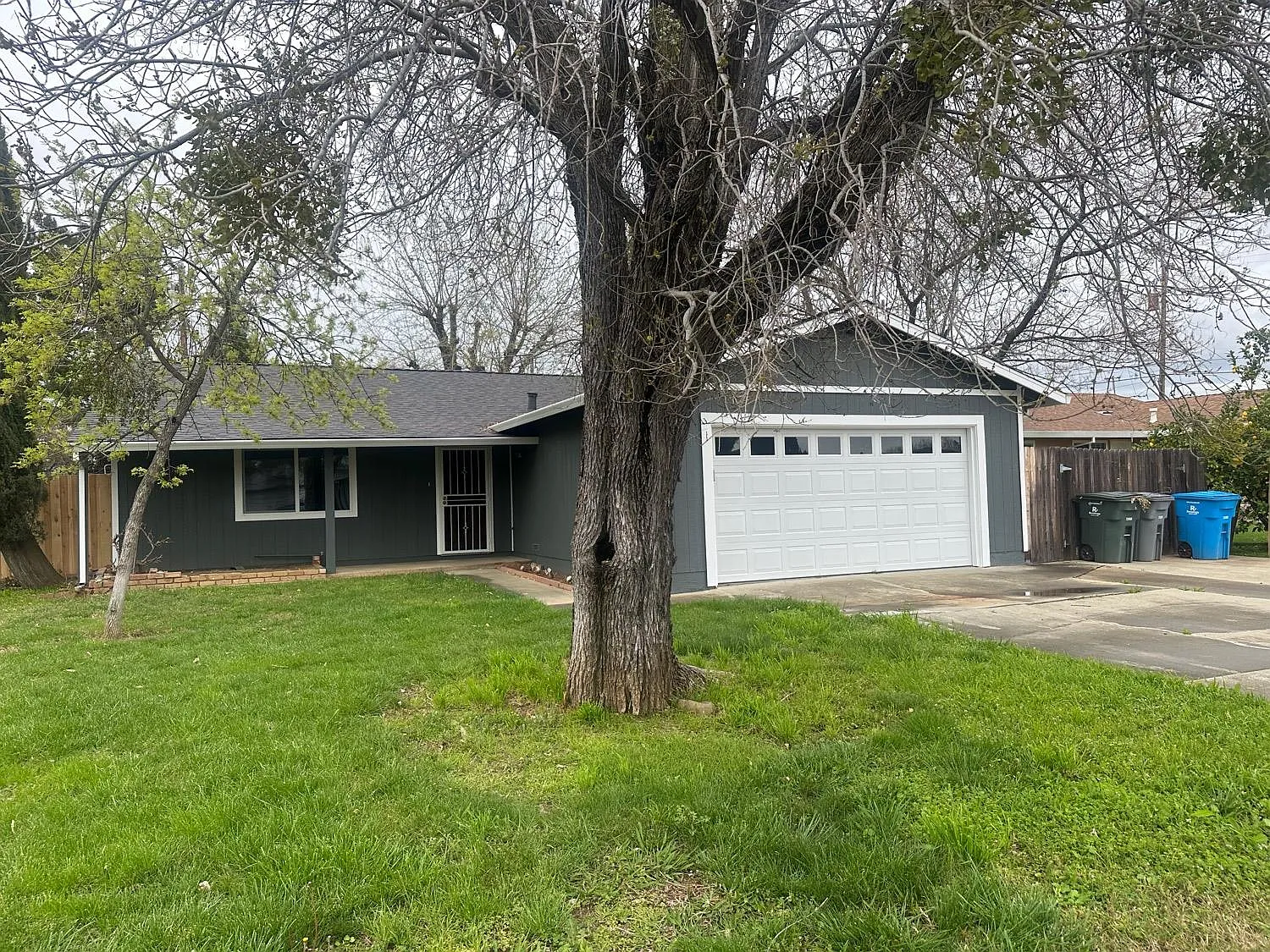 1789 Kenwood Way photo 1