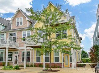 1693 Town Center St, Aurora, IL 60504