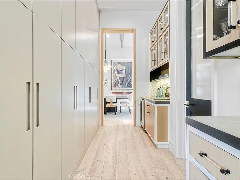 4961 Edgerton Ave — Photo 15