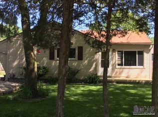 13774 Laplaisance Rd, Monroe, MI 48161