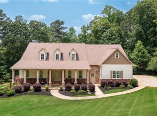 7131 Ridge Rd, Hiram, GA 30141