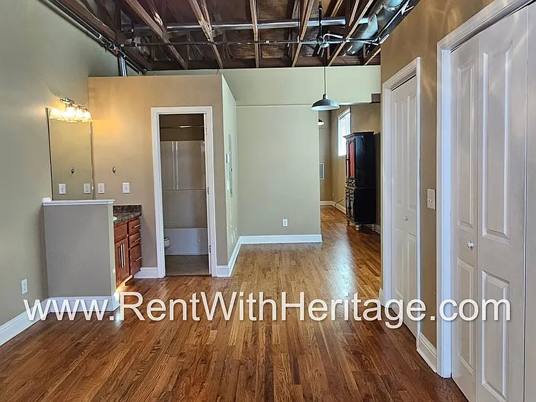 130 W Montgomery St #D — Photo 21