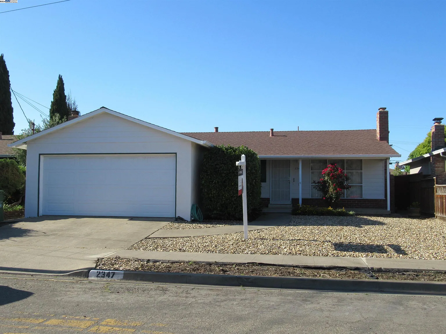 2347 Bennington Ln photo 1