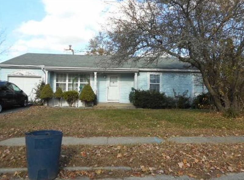 2nd image of 34 Walnut St
